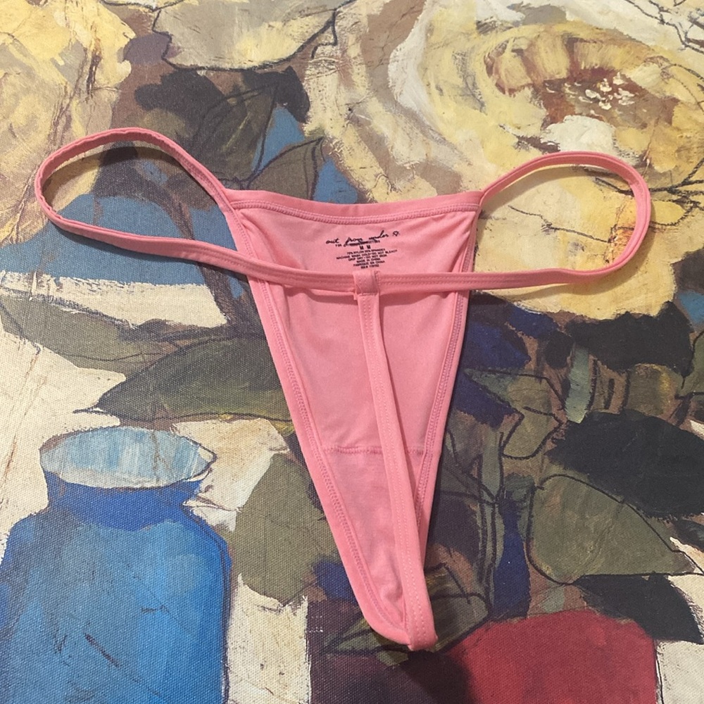 G String - Picture 3 of 3